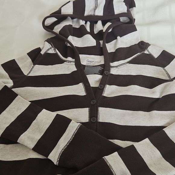 Gap Kids Hoodie Long Sleeves Sweater With Kangaroo Pockets Size 8 Brown/ Cream - Picture 16 of 16